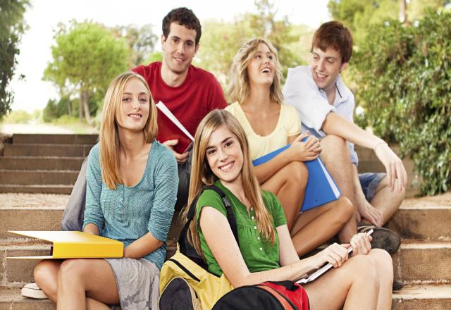 Học tiếng Hàn cơ bản ở đâu tốt nhỉ?