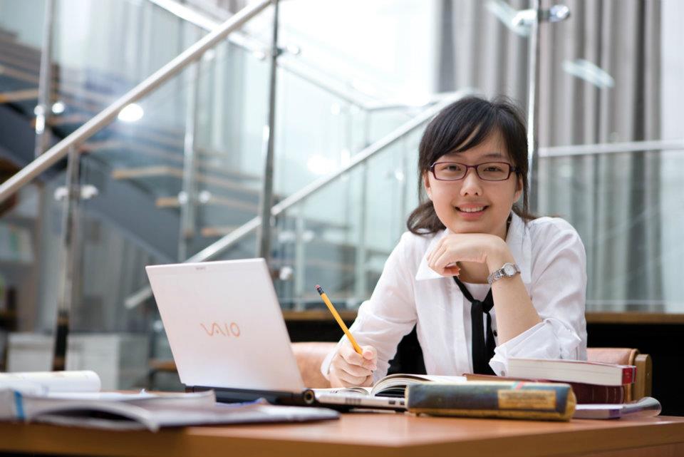Học tiếng hàn qua bài hát có hiệu quả không?